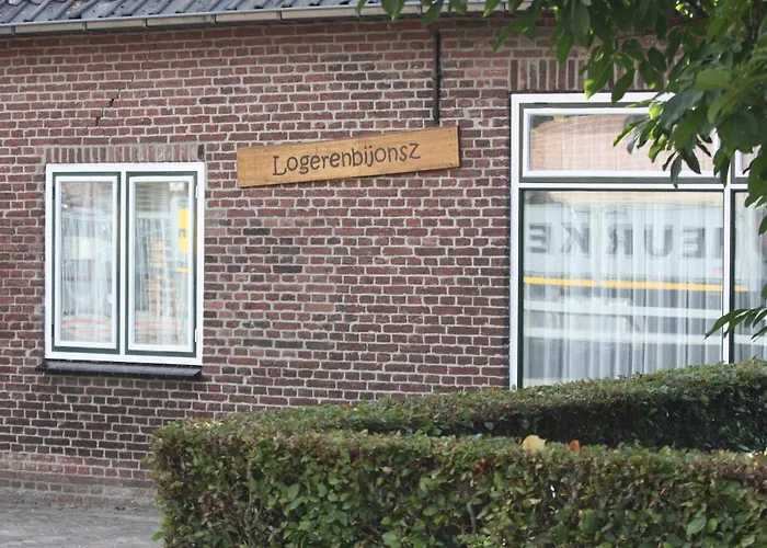 Logerenbijonsz 3*