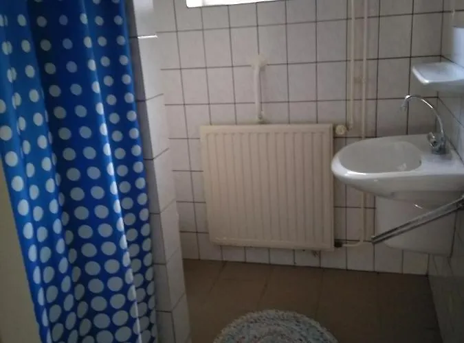 Couette-café Logerenbijonsz 3*